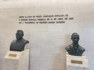 Leia mais sobre o artigo Dinheiro de investidor não pertence à corretora e pode ser restituído na falência, decide Terceira Turma